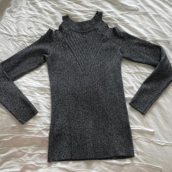 I.N.C (International Concepts) Black Sequin Sparkly Top - Picture 1 of 2
